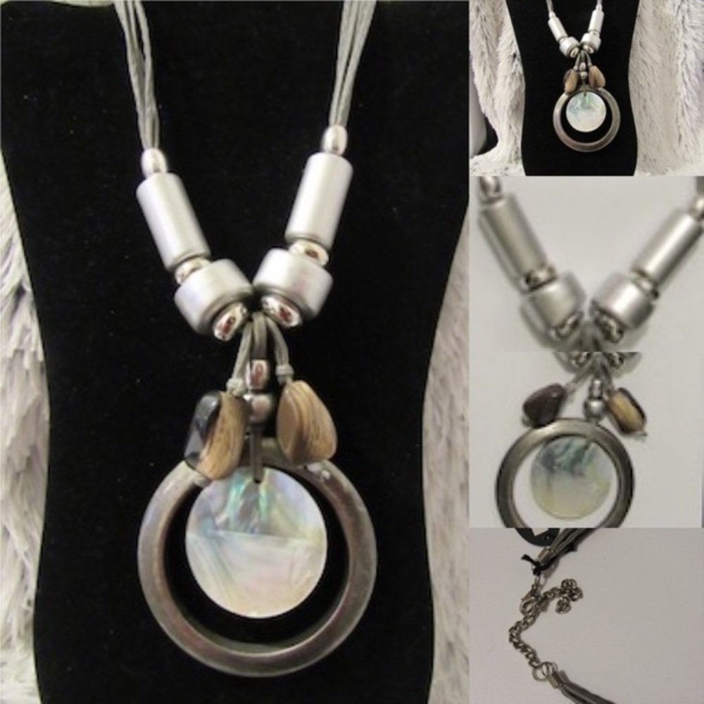 Alisha d Statement necklace
